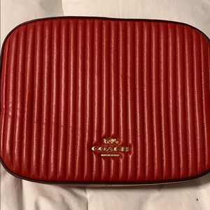 Camera bag with quilting